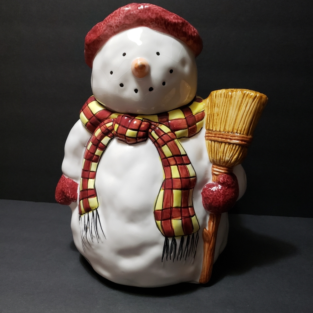 Vintage Debbie Mumm by SAKURA Snowman W/Broom Cookie Jar